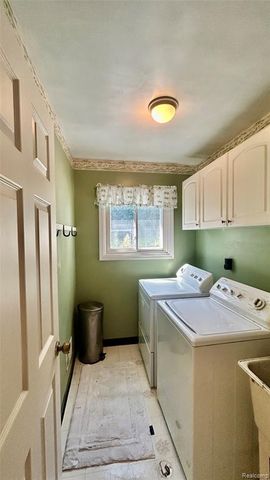 43095 Whisper Court, Northville, MI 48168