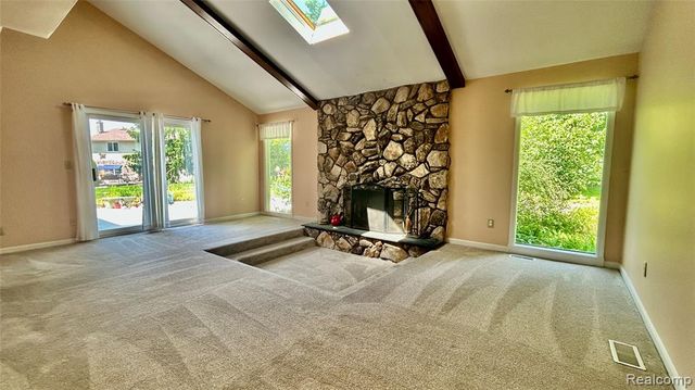 43095 Whisper Court, Northville, MI 48168