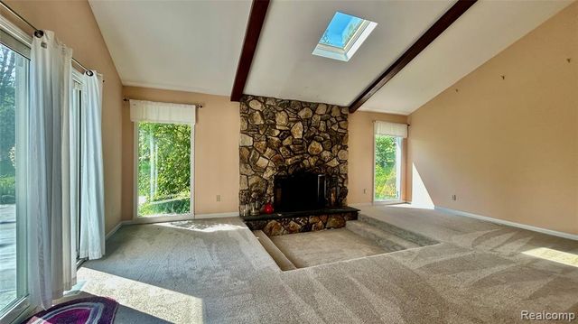 43095 Whisper Court, Northville, MI 48168