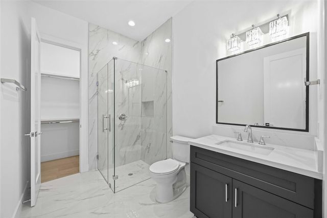 1110 Peden Street B, Houston, TX 77006