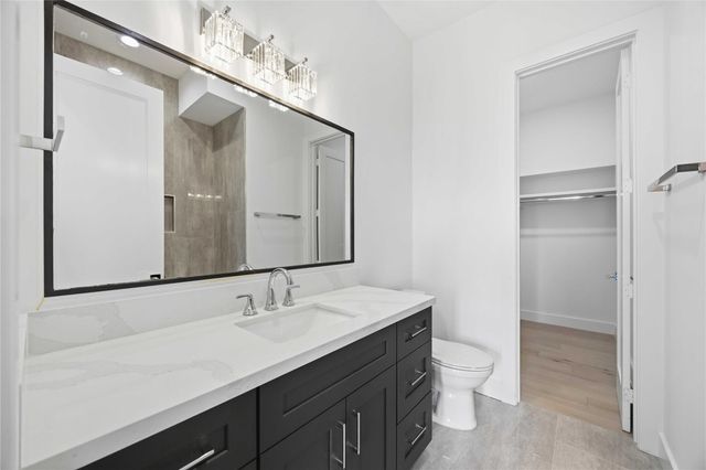 1110 Peden Street B, Houston, TX 77006
