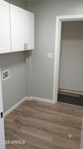 4410 W BANFF Lane, Glendale, AZ 85306