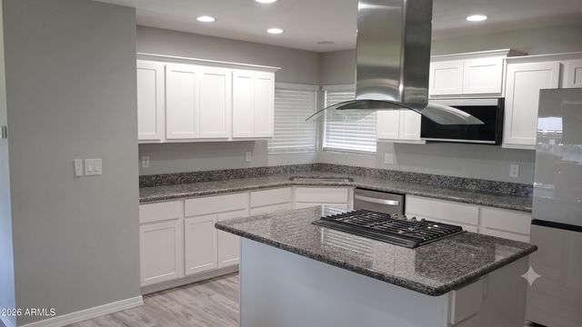 4410 W BANFF Lane, Glendale, AZ 85306