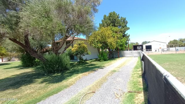 4410 W BANFF Lane, Glendale, AZ 85306