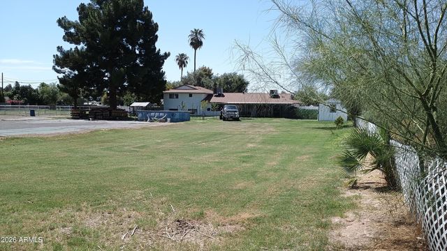 4410 W BANFF Lane, Glendale, AZ 85306