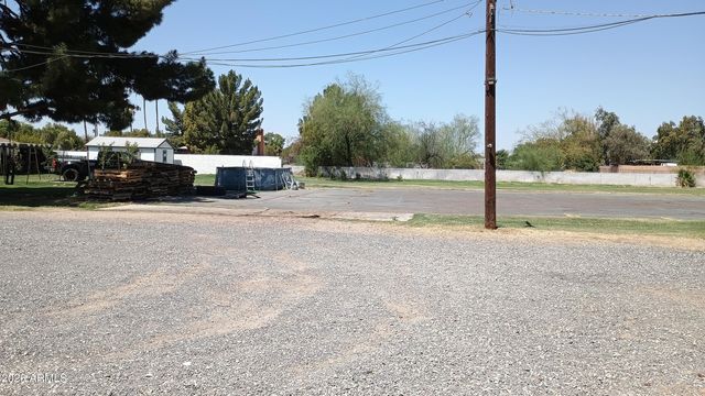 4410 W BANFF Lane, Glendale, AZ 85306