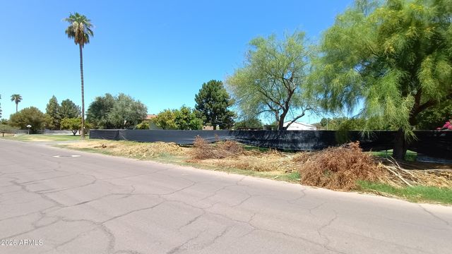 4410 W BANFF Lane, Glendale, AZ 85306