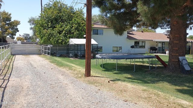 4410 W BANFF Lane, Glendale, AZ 85306
