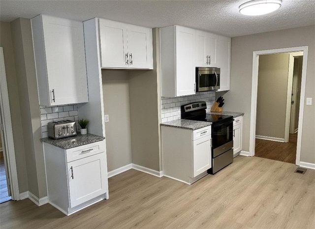 4453 Timber Ridge Drive, Douglasville, GA 30135