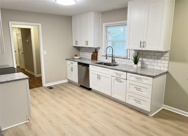 4453 Timber Ridge Drive, Douglasville, GA 30135