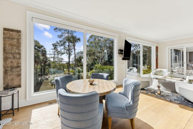 135 LONG POINT Drive, Fernandina Beach, FL 32034