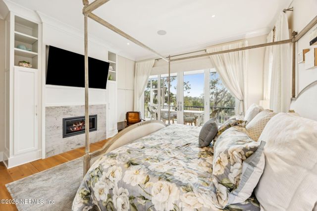 135 LONG POINT Drive, Fernandina Beach, FL 32034