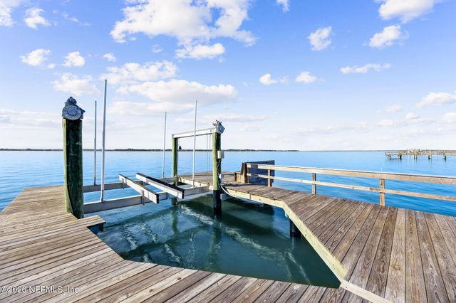 135 LONG POINT Drive, Fernandina Beach, FL 32034