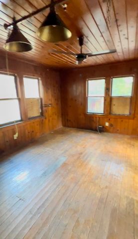 924 Sunnside Avenue, Cockrell Hill, TX 75211