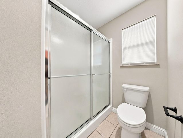 405 E Whitethorn Drive, Republic, MO 65738