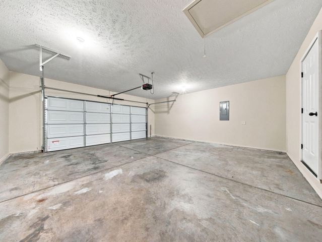 405 E Whitethorn Drive, Republic, MO 65738