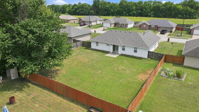 405 E Whitethorn Drive, Republic, MO 65738