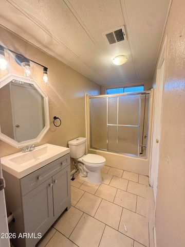 5745 W MARYLAND Avenue 52, Glendale, AZ 85301