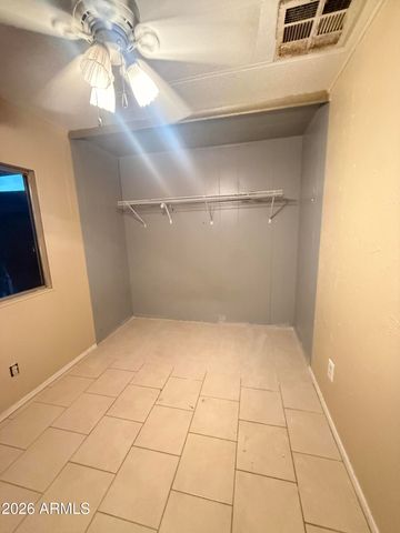 5745 W MARYLAND Avenue 52, Glendale, AZ 85301