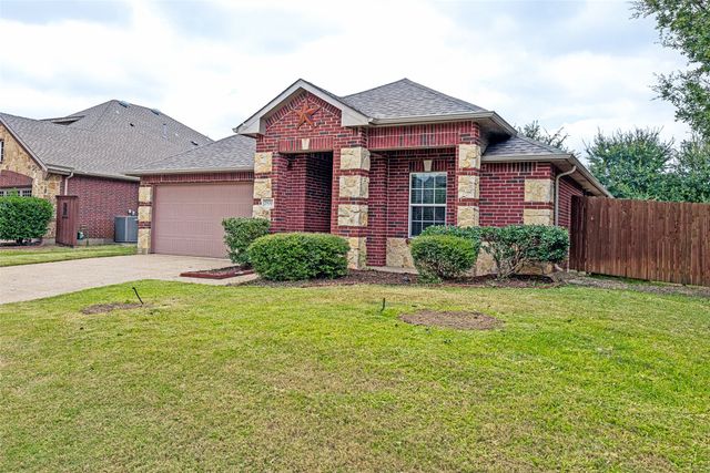 2500 Navasota Drive, Little Elm, TX 75068