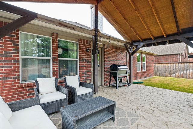 2500 Navasota Drive, Little Elm, TX 75068