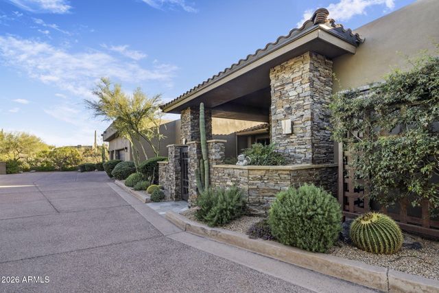 39449 N 105TH Street, Scottsdale, AZ 85262