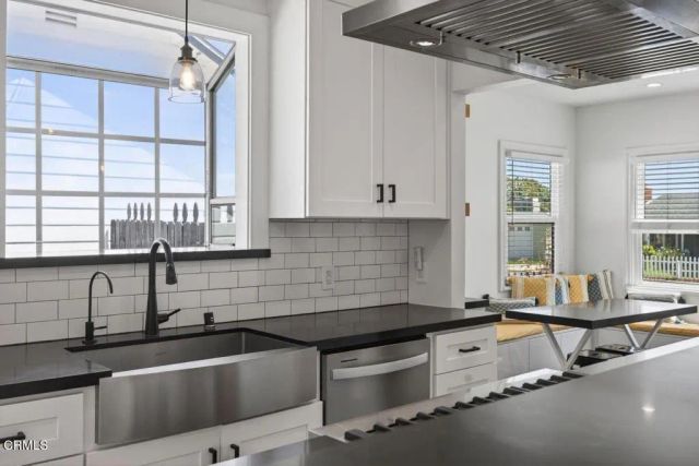 3737 Paloma Drive, Ventura, CA 93003
