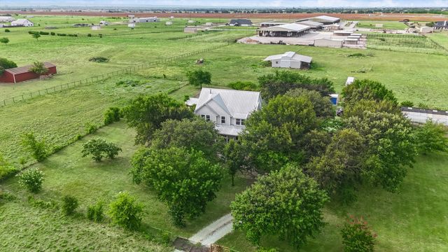 11153 Jackson Road, Krum, TX 76249