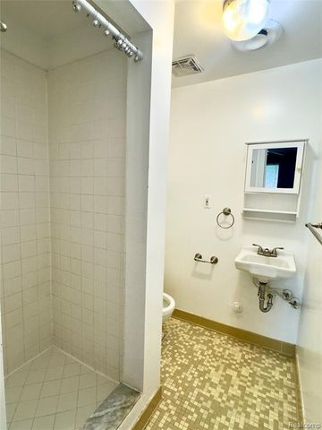 308 N Rochester Road, Clawson, MI 48017