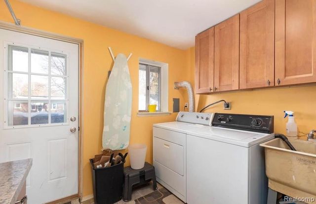 308 N Rochester Road, Clawson, MI 48017
