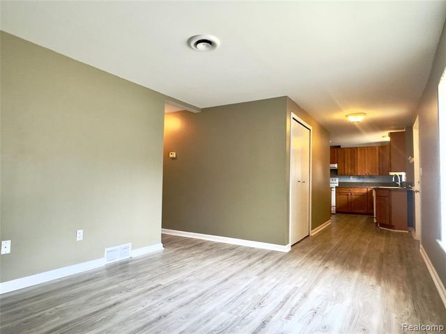 308 N Rochester Road, Clawson, MI 48017
