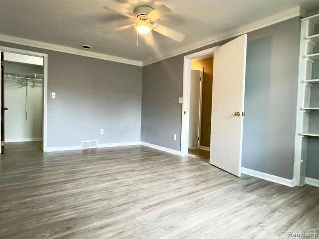 308 N Rochester Road, Clawson, MI 48017