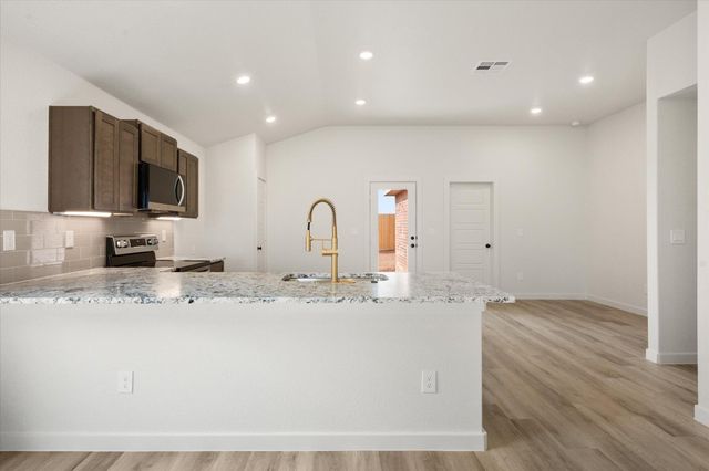 13828 Gary Avenue, Lubbock, TX 79423