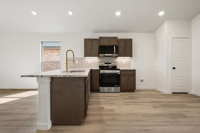 13828 Gary Avenue, Lubbock, TX 79423