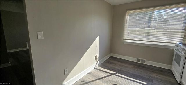 2912 Woodleigh Street 3, Winston-salem, NC 27127