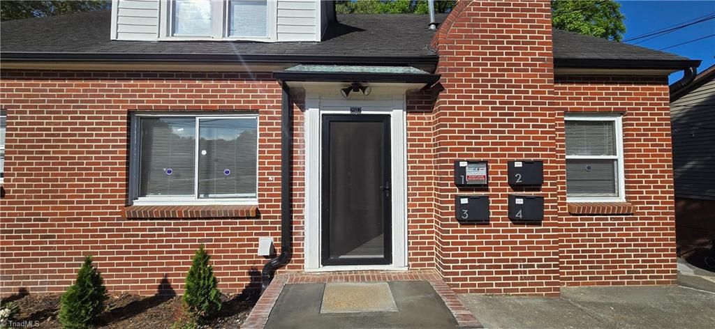 2912 Woodleigh Street 3, Winston-salem, NC 27127