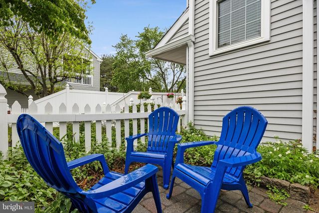 679-A ROSE HOLLOW DR, Yardley, PA 19067