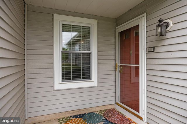 679-A ROSE HOLLOW DR, Yardley, PA 19067