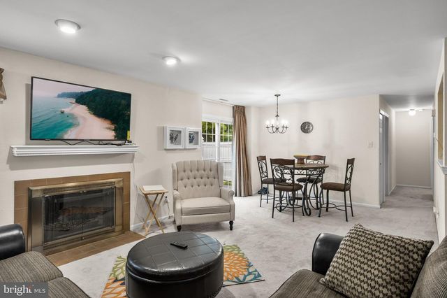 679-A ROSE HOLLOW DR, Yardley, PA 19067