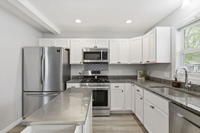 111 Methuen St., Springfield, MA 01119