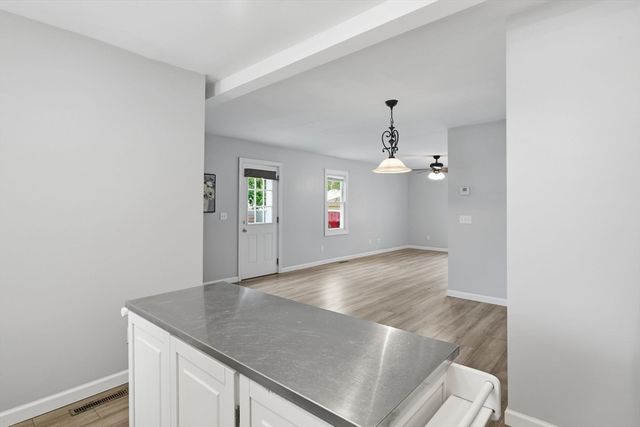 111 Methuen St., Springfield, MA 01119