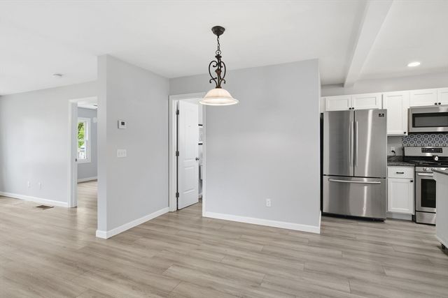 111 Methuen St., Springfield, MA 01119