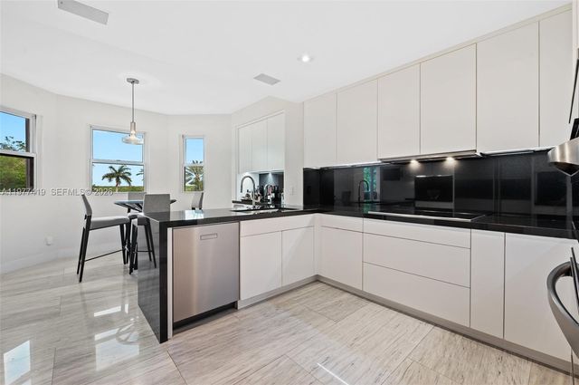 13633 Deering Bay Drive 225, Coral Gables, FL 33158