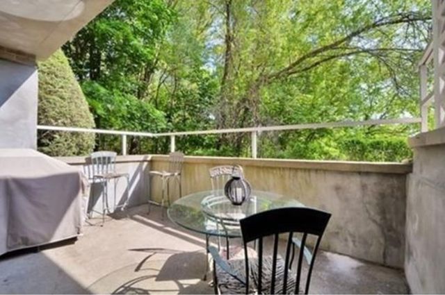 23 Jacqueline Rd B, Waltham, MA 02452