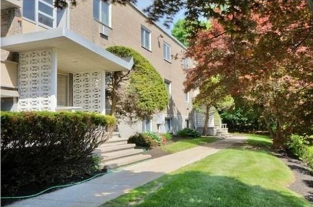 23 Jacqueline Rd B, Waltham, MA 02452
