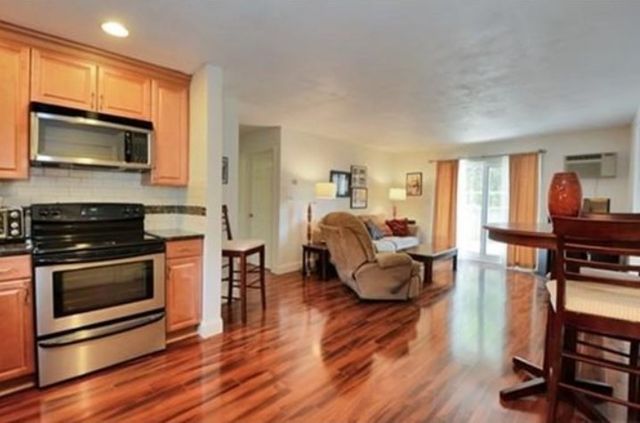 23 Jacqueline Rd B, Waltham, MA 02452
