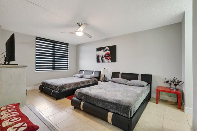 3725 S Ocean Drive 812, Hollywood, FL 33019