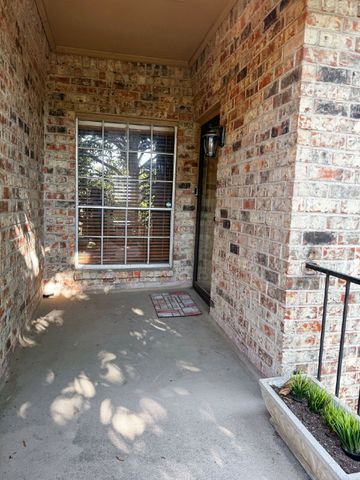 4415 Bellaire Drive S 201S, Fort Worth, TX 76109