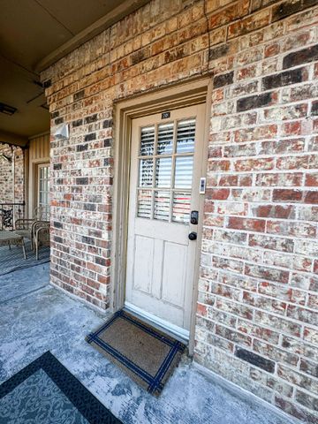 4415 Bellaire Drive S 201S, Fort Worth, TX 76109