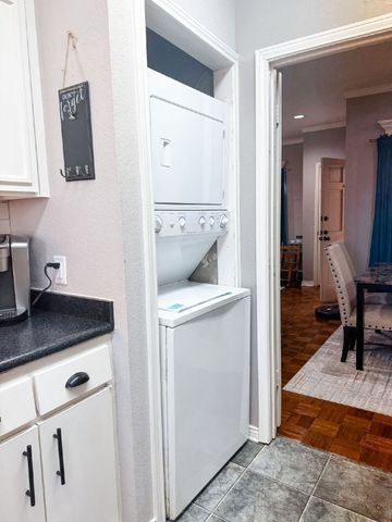4415 Bellaire Drive S 201S, Fort Worth, TX 76109